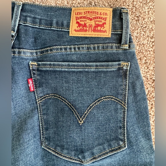 Levi's 710 Super Skinny Jeans Size 27 - Picture 6 of 8